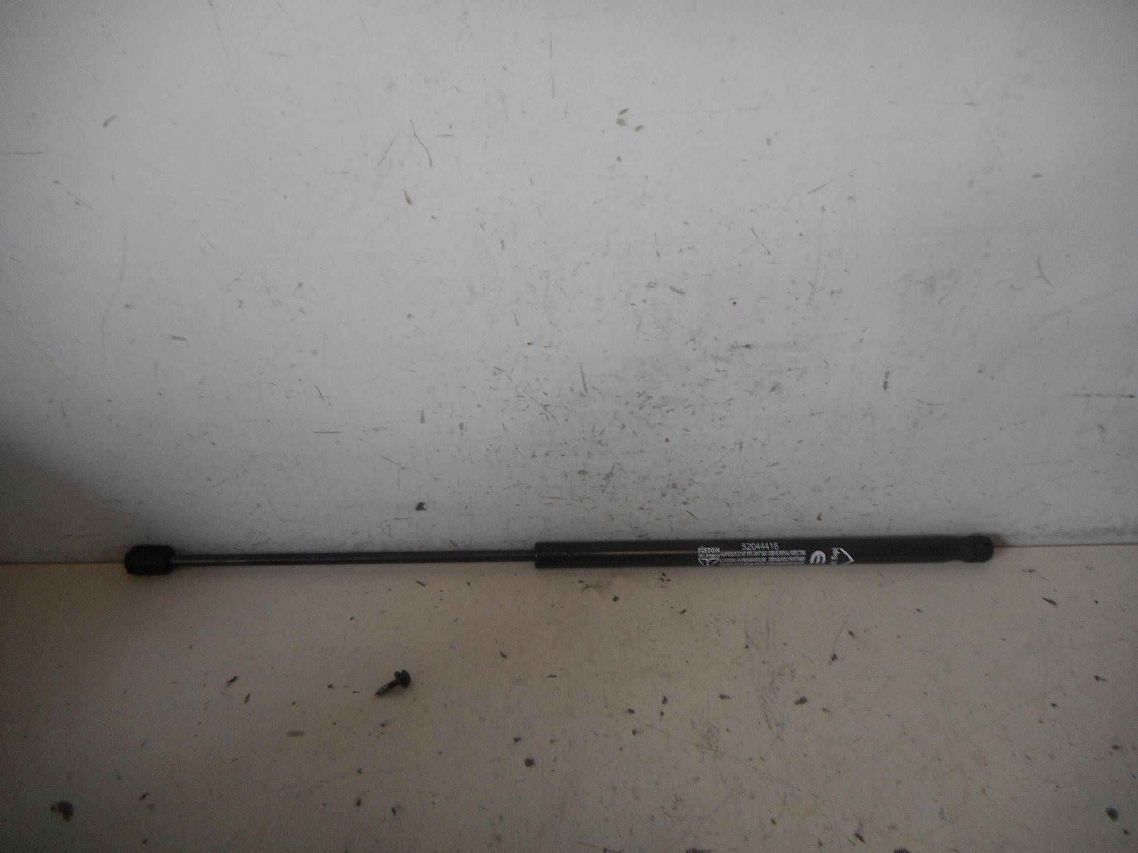 Asta ammortizzante cofano post. sx.